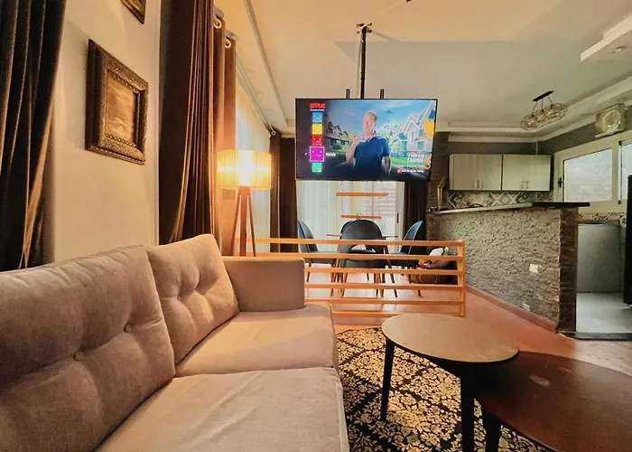Cosy Apartment With Garden In Zamalic